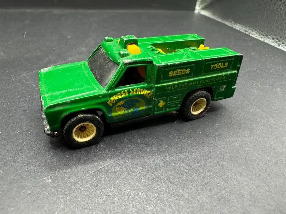 Hot Wheels 1974 Rescue Ranger Forest Service Real Riders Rubber Goodyear Tires